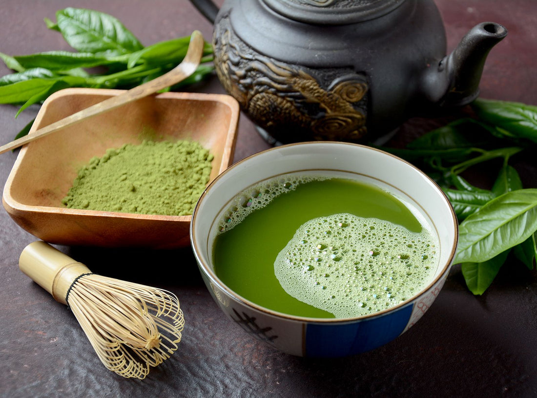 Skrivnost japonskega zelenega čaja Sencha: od njive do skodelice